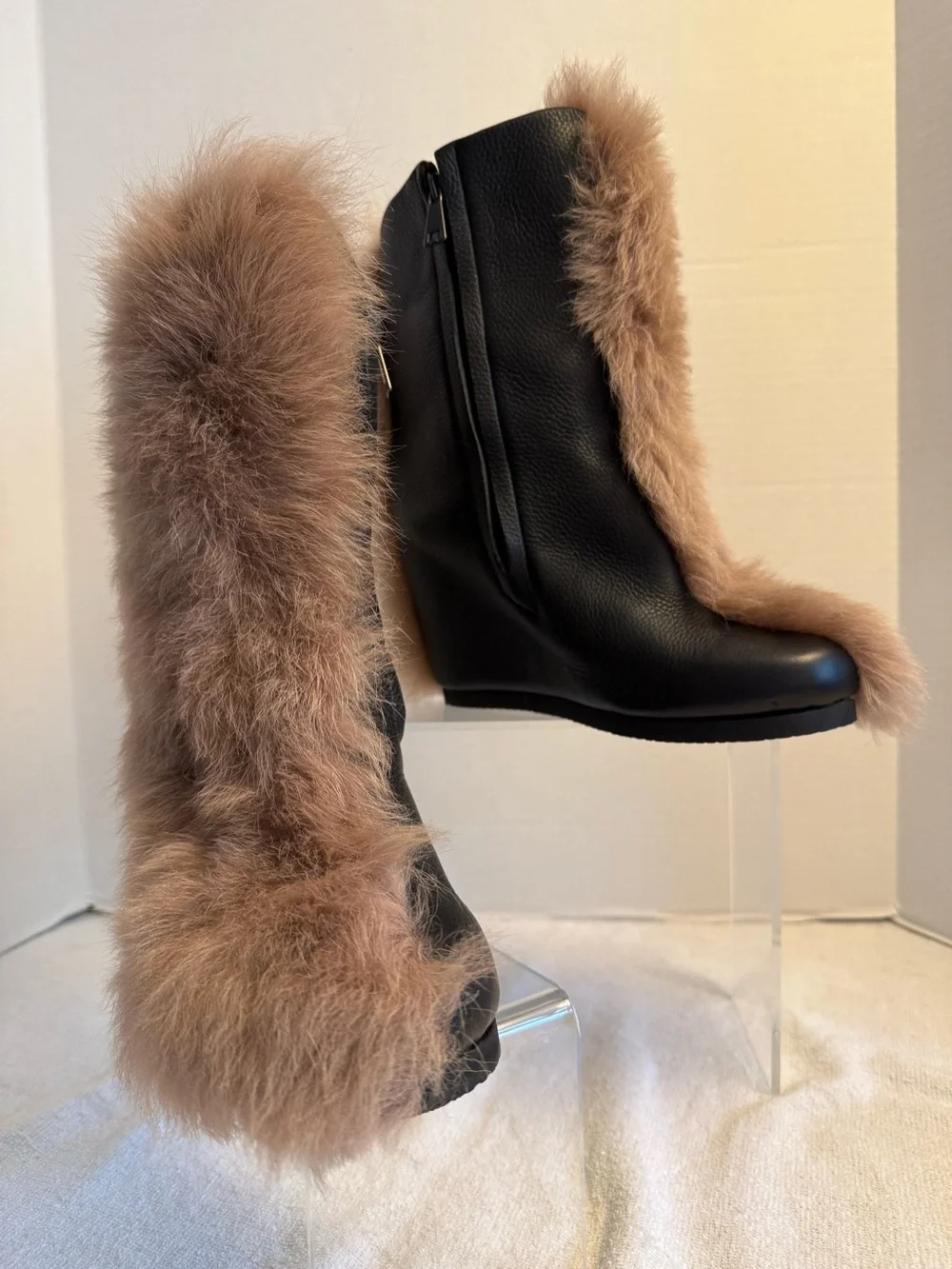 Vibram Half and Half Leather & Faux Fur  Wedge Boots ❄️🔥 Size 39